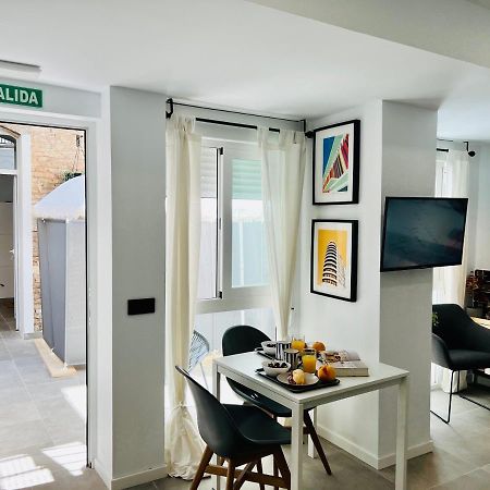 Cool Lofts Alameda Valencia Hotel ภายนอก รูปภาพ