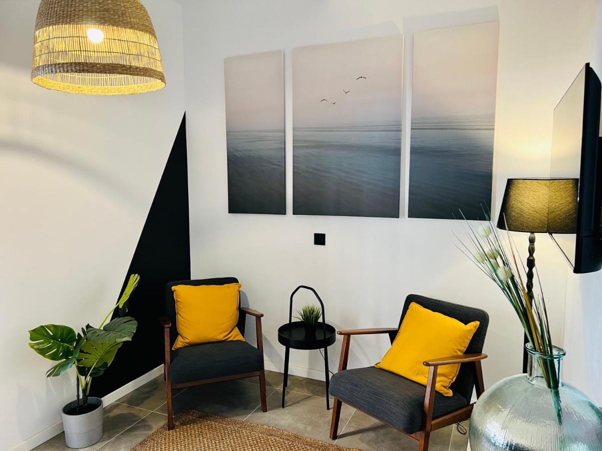 Cool Lofts Alameda Valencia Hotel ภายนอก รูปภาพ
