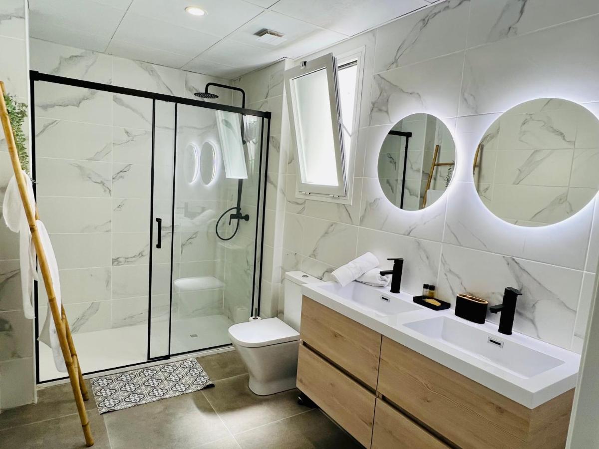 Cool Lofts Alameda Valencia Hotel ภายนอก รูปภาพ