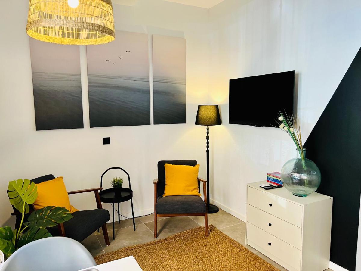 Cool Lofts Alameda Valencia Hotel ภายนอก รูปภาพ