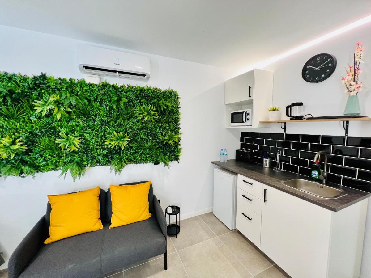 Cool Lofts Alameda Valencia Hotel ภายนอก รูปภาพ